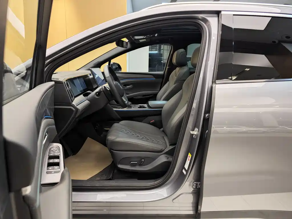 BYD BYD Song L DM-i 2025 Intelligent Driving Edition 160km Premium Model 2025 - thumbnail 13