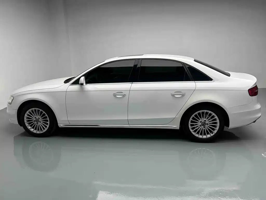 Audi Audi A4L 2016 35 TFSI Classic Edition S line Comfort 2016 - thumbnail 6