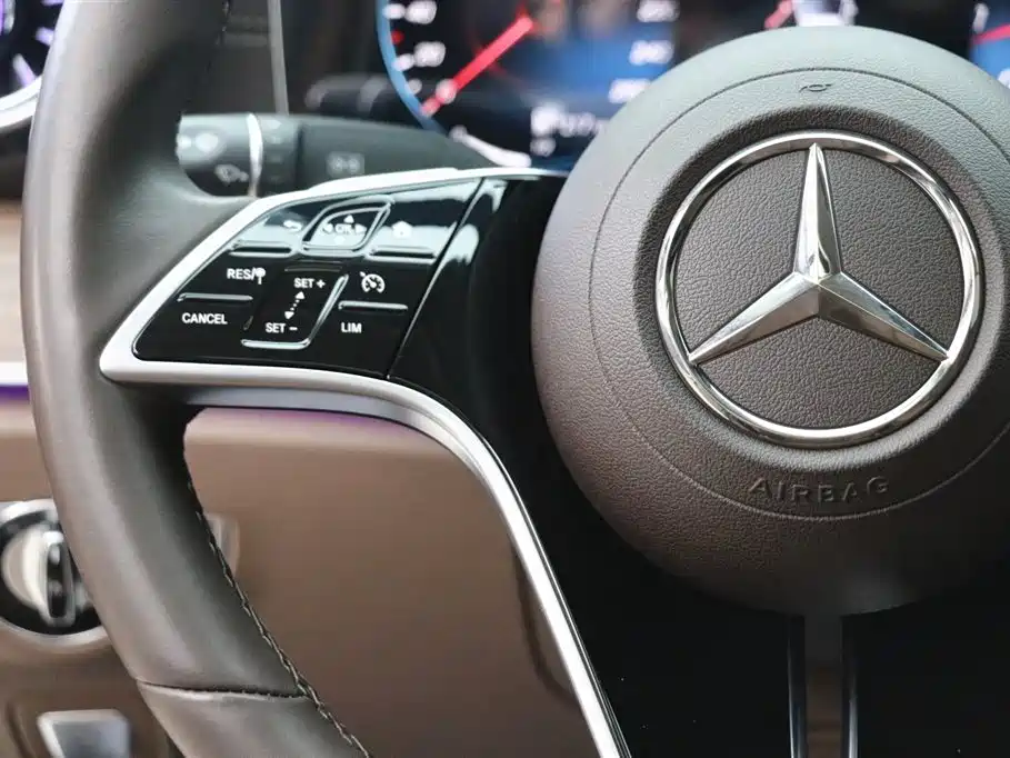 Mercedes-Benz Mercedes-Benz E-Class 2023 Facelift E 300 L Luxury 2023 - thumbnail 18