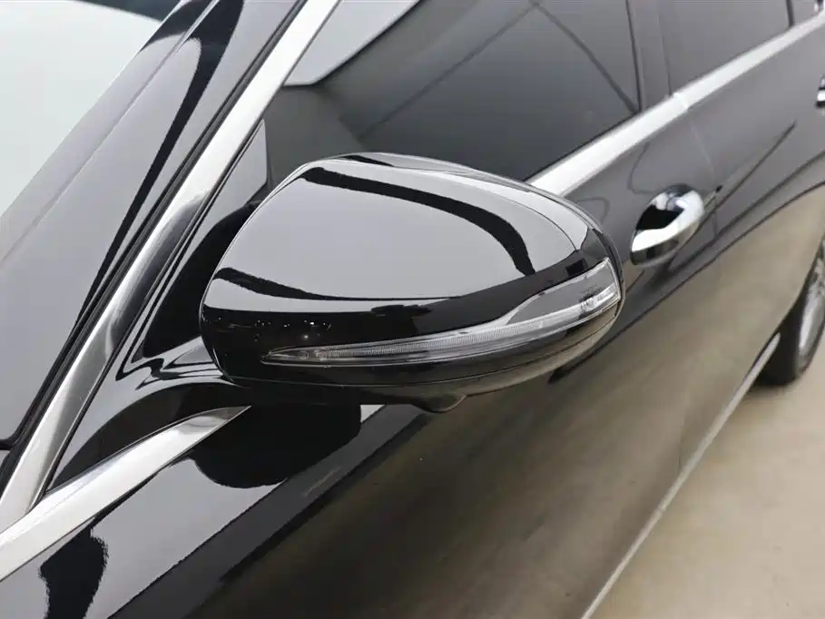 Mercedes-Benz Mercedes-Benz E-Class 2023 Facelift E 300 L Luxury 2023 - thumbnail 30