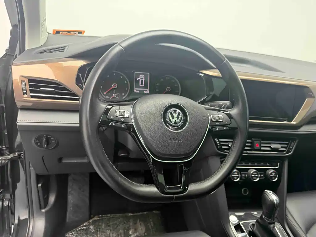 Volkswagen Tharu 2019 330TSI AWD Luxury Edition VI 2020 - thumbnail 21