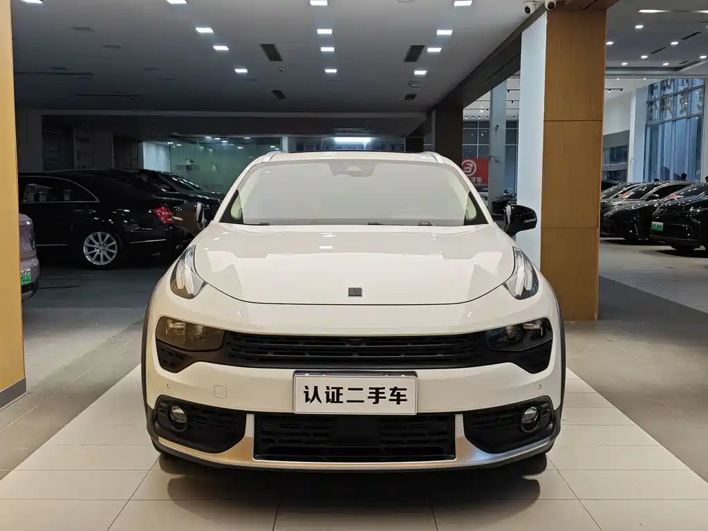 Lynk & Co Lynk & Co 02 2019 High Energy 2.0T Automatic AWD Pro Edition VI 2019 - thumbnail 3