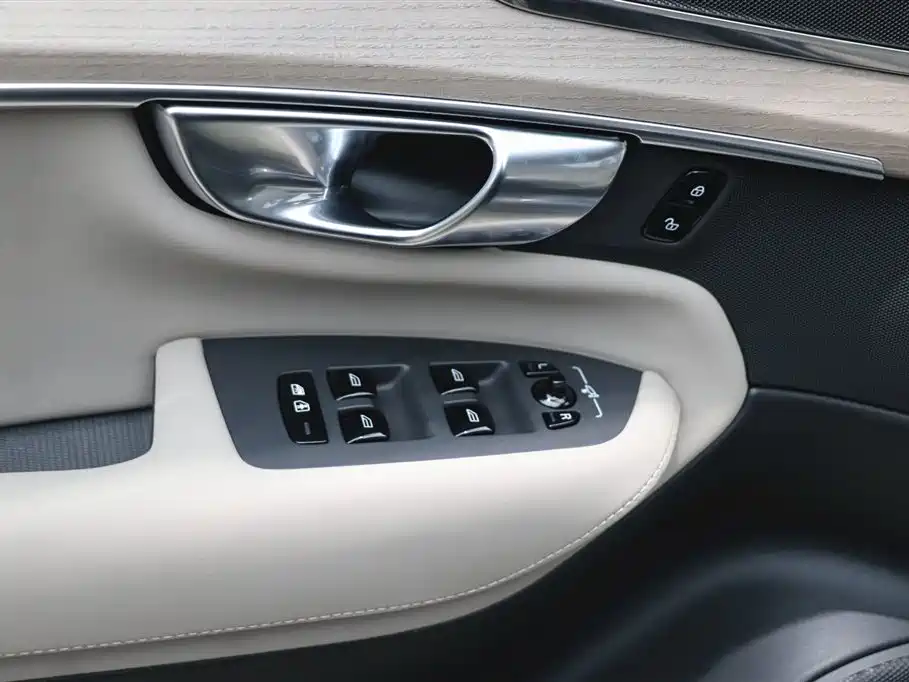 Volvo Volvo XC90 2025 Model Year Facelift B5 Inscription Luxury 5-Seat 2026 - thumbnail 11