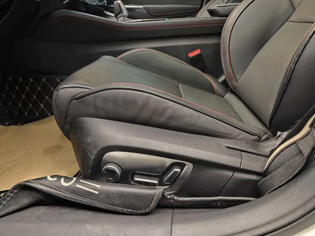 Lynk & Co Lynk & Co 02 2019 High Energy 2.0T Automatic AWD Pro Edition VI 2019 - thumbnail 10