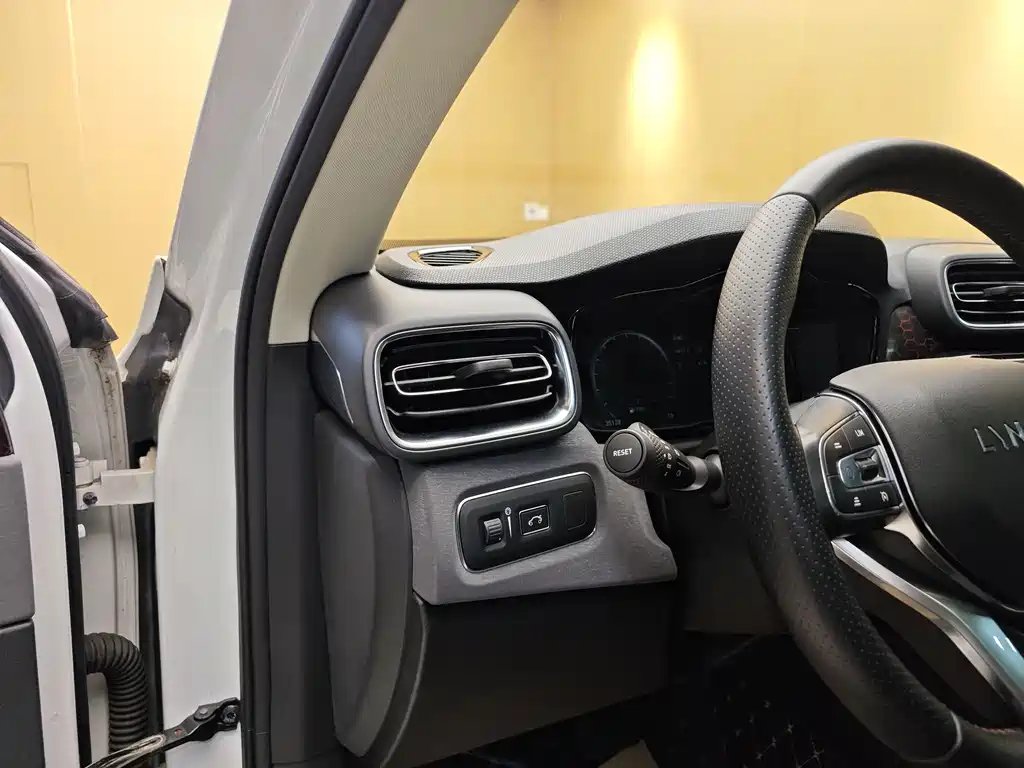 Lynk & Co Lynk & Co 02 2019 High Energy 2.0T Automatic AWD Pro Edition VI 2019 - thumbnail 11