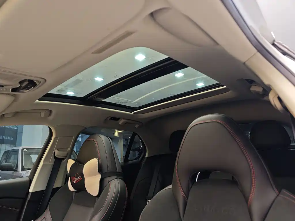 Lynk & Co Lynk & Co 02 2019 High Energy 2.0T Automatic AWD Pro Edition VI 2019 - thumbnail 12