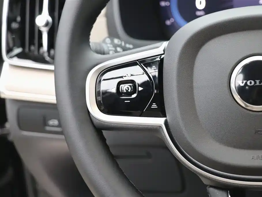 Volvo Volvo XC90 2025 Model Year Facelift B5 Inscription Luxury 5-Seat 2026 - thumbnail 16