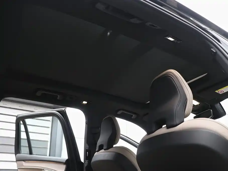 Volvo Volvo XC90 2025 Model Year Facelift B5 Inscription Luxury 5-Seat 2026 - thumbnail 19