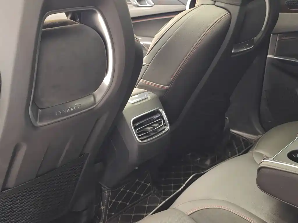 Lynk & Co Lynk & Co 02 2019 High Energy 2.0T Automatic AWD Pro Edition VI 2019 - thumbnail 22