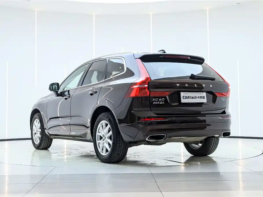 Volvo Volvo XC60 2018 T5 AWD Momentum 2018 - thumbnail 7
