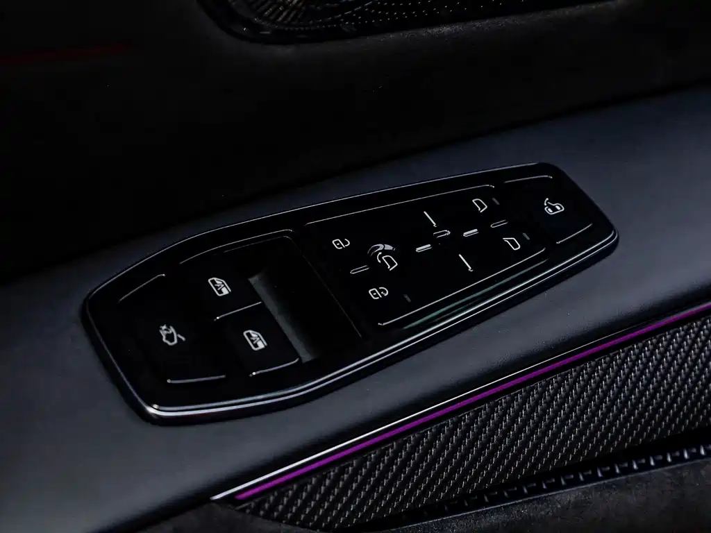BYD UM U9 2024 Standard Edition 2024 - thumbnail 19