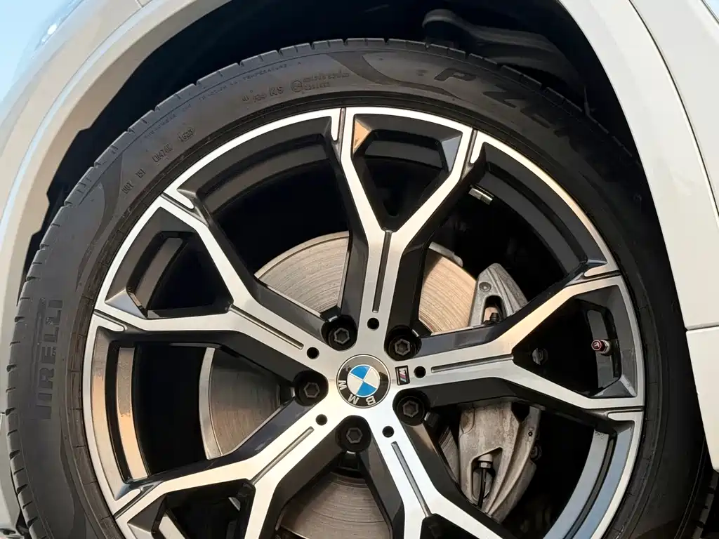 BMW BMW X5 xDrive 40Li M Sport Package 2022 Model Year 2023 - thumbnail 14