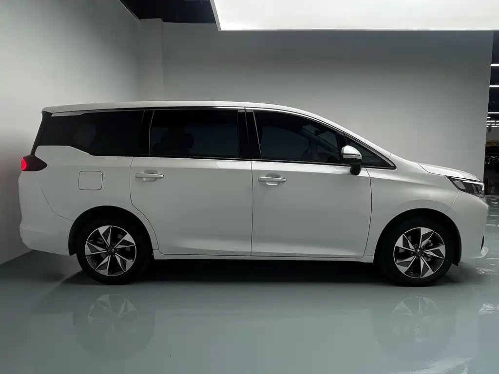 GAC Trumpchi GAC Trumpchi M6 2023 PRO 270T DCT Luxury Edition 2024 - thumbnail 4