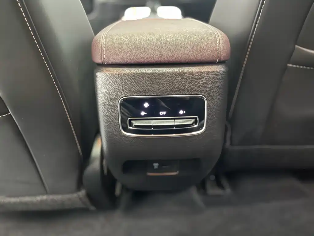 GAC Trumpchi GAC Trumpchi M6 2023 PRO 270T DCT Luxury Edition 2024 - thumbnail 16