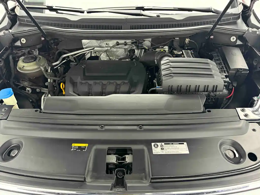 Volkswagen Viloran 2020 380TSI Premium Edition 2020 - thumbnail 11