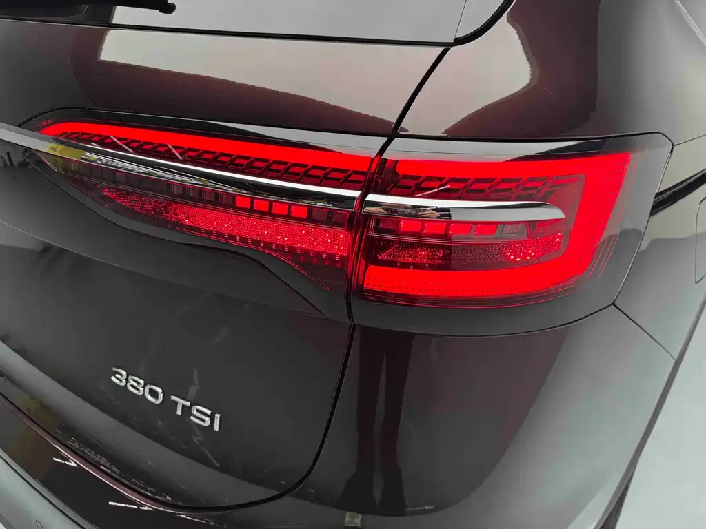 Volkswagen Viloran 2020 380TSI Premium Edition 2020 - thumbnail 14