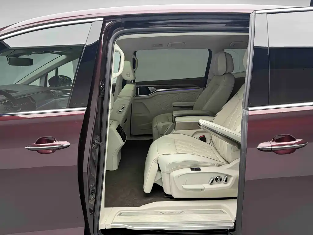 Volkswagen Viloran 2020 380TSI Premium Edition 2020 - thumbnail 15
