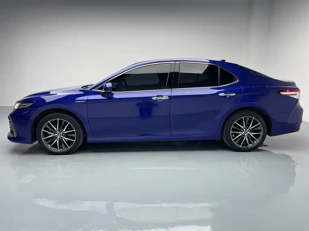 Toyota Toyota Camry 2021 Hybrid 2.5HG Luxury Edition 2023 - thumbnail 4