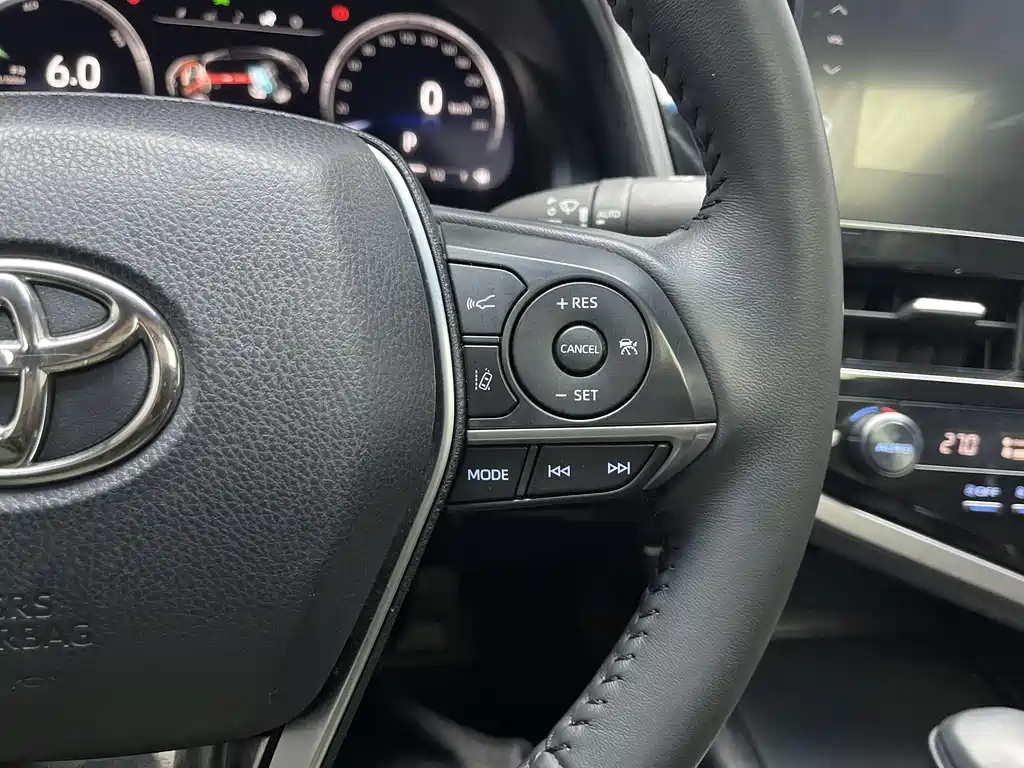 Toyota Toyota Camry 2021 Hybrid 2.5HG Luxury Edition 2023 - thumbnail 10
