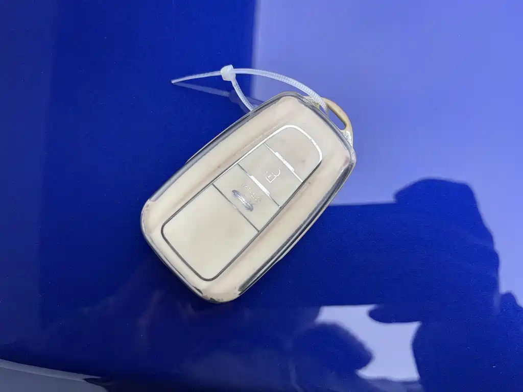 Toyota Toyota Camry 2021 Hybrid 2.5HG Luxury Edition 2023 - thumbnail 15