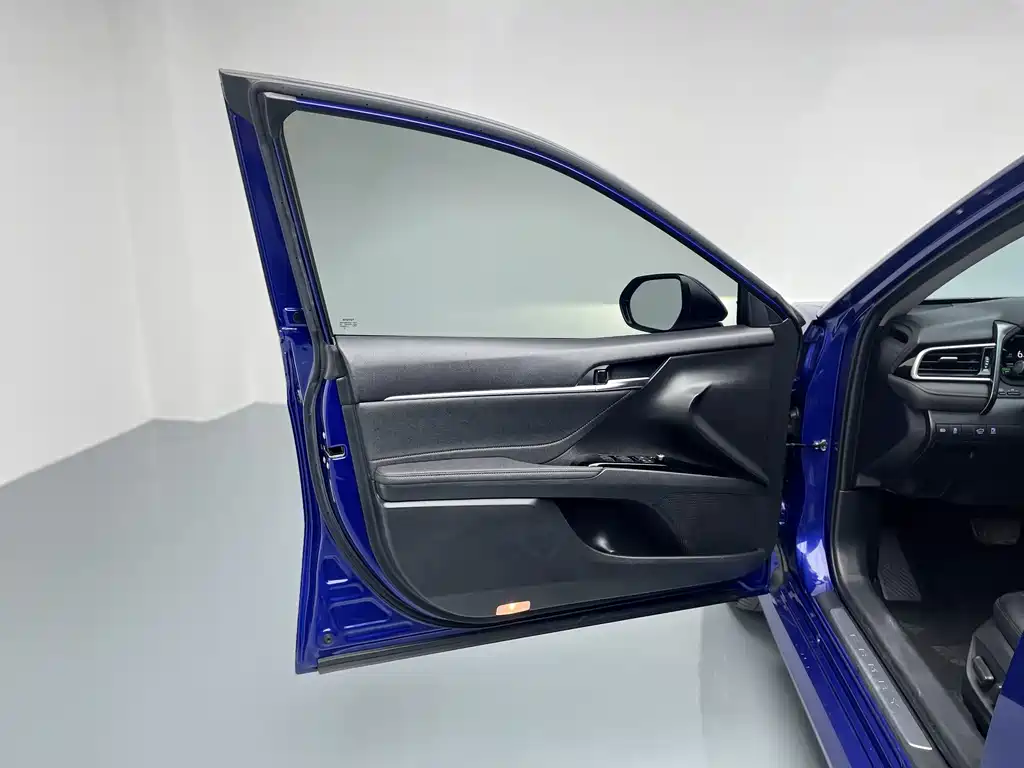 Toyota Toyota Camry 2021 Hybrid 2.5HG Luxury Edition 2023 - thumbnail 22