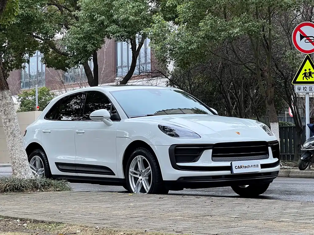 Porsche Porsche Macan 2023 Macan 2.0T 2023 - thumbnail 3