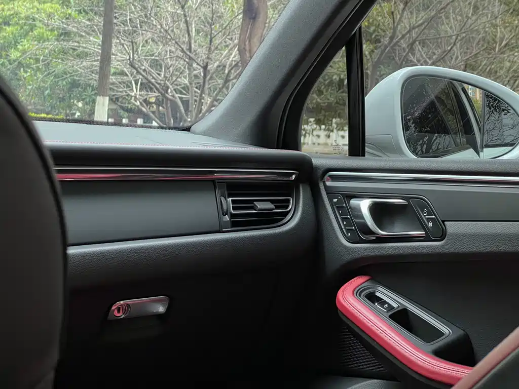Porsche Porsche Macan 2023 Macan 2.0T 2023 - thumbnail 17