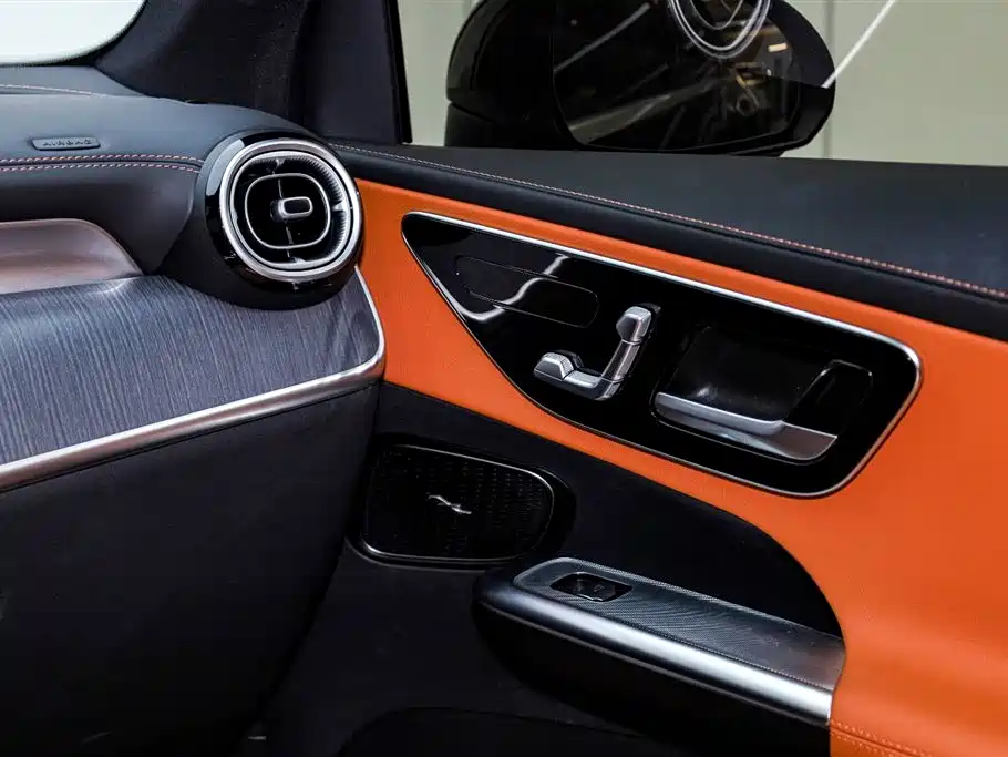 Mercedes-Benz Mercedes-Benz GLC 2025 GLC 260 L 4MATIC Luxury 2025 - thumbnail 18