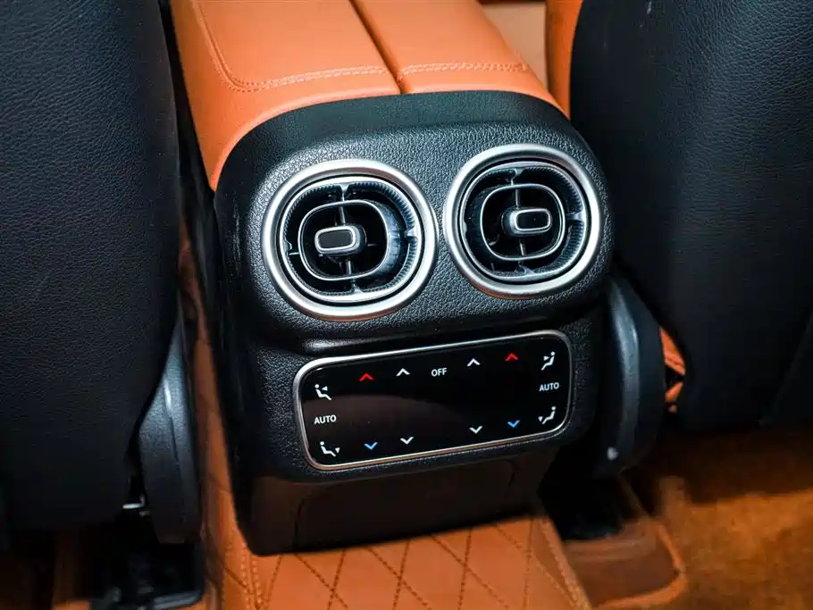 Mercedes-Benz Mercedes-Benz GLC 2025 GLC 260 L 4MATIC Luxury 2025 - thumbnail 19