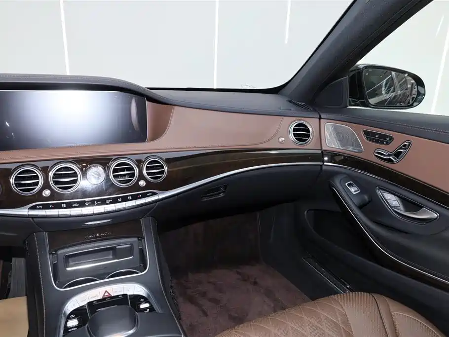 Mercedes-Benz Maybach S-Class 2020 S 450 4MATIC 2019 - thumbnail 28