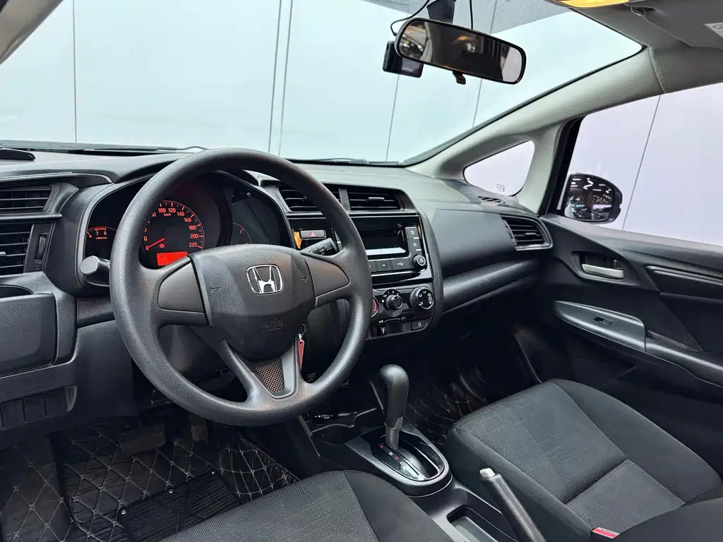 Honda Honda Fit 2018 1.5L CVT Comfort with Sunroof 2018 - thumbnail 8