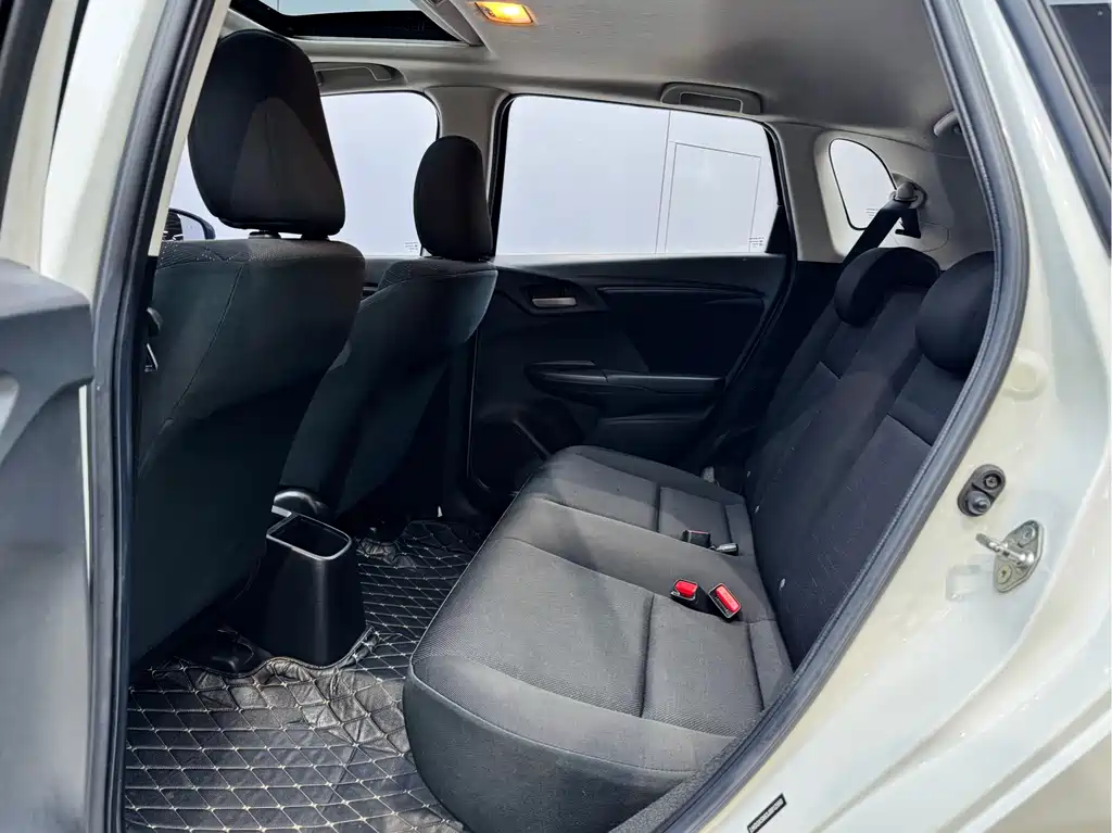 Honda Honda Fit 2018 1.5L CVT Comfort with Sunroof 2018 - thumbnail 10