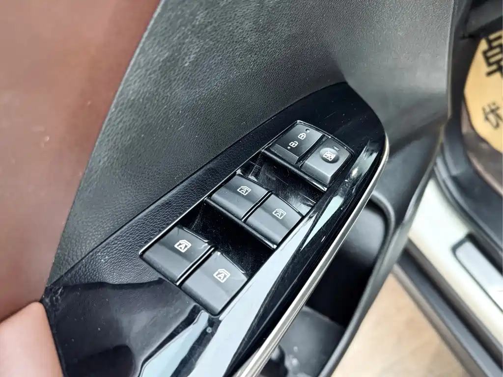 GAC Trumpchi GAC Trumpchi GS8 2017 320T 2WD Luxury Intelligent Connectivity Version (Seven Seats) 2017 - thumbnail 12