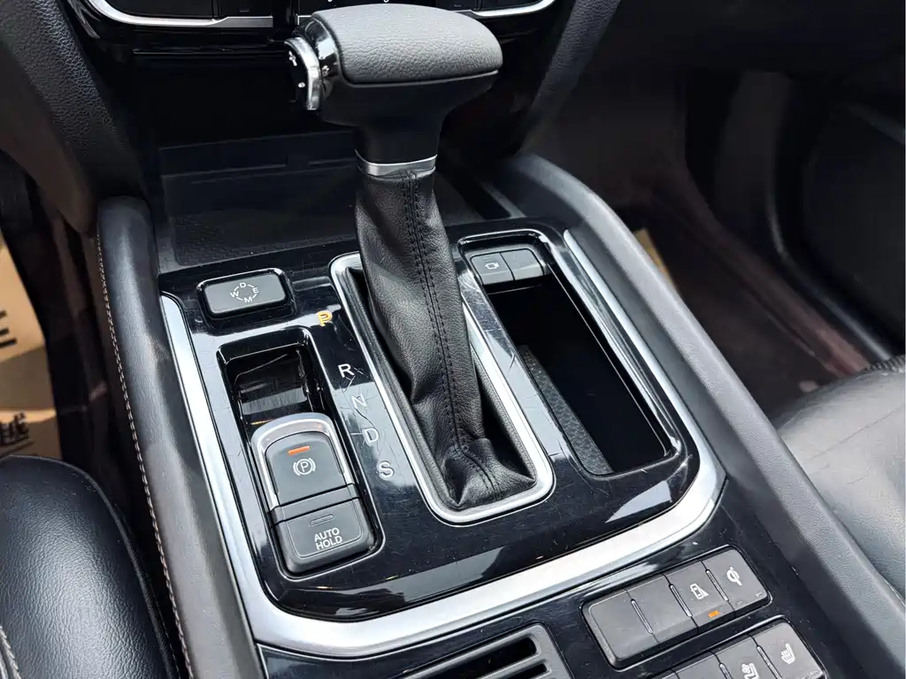 GAC Trumpchi GAC Trumpchi GS8 2017 320T 2WD Luxury Intelligent Connectivity Version (Seven Seats) 2017 - thumbnail 15