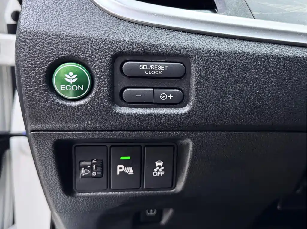 Honda Honda Jade 2017 1.8L Automatic Comfort Edition 5-seater 2019 - thumbnail 12