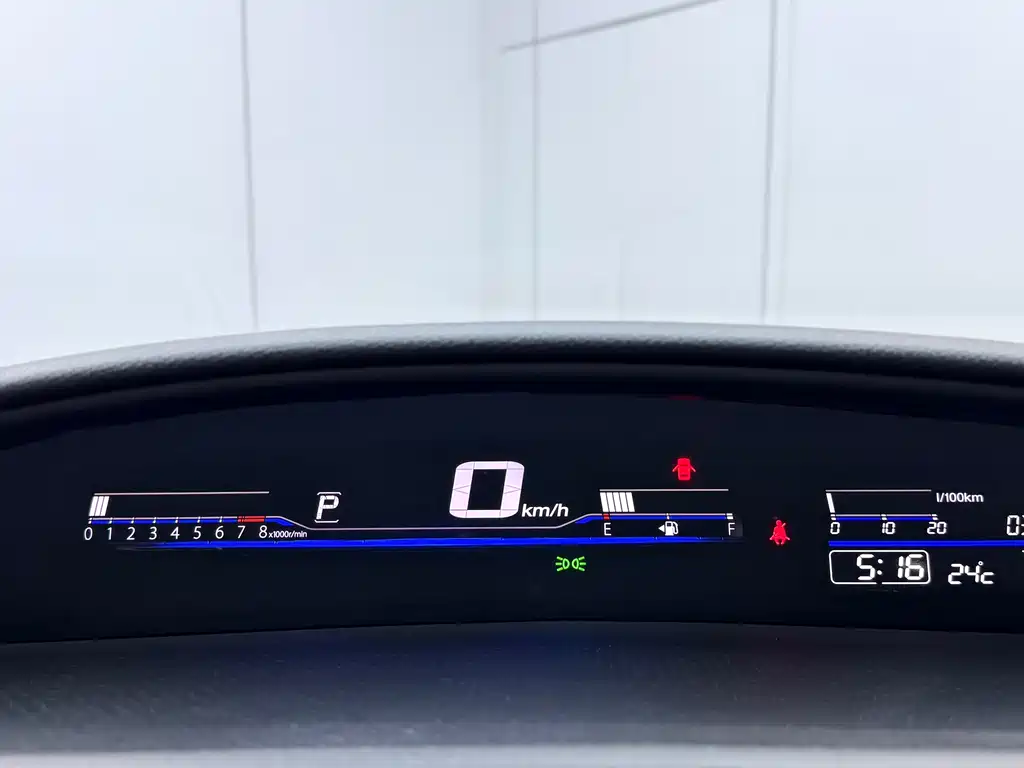 Honda Honda Jade 2017 1.8L Automatic Comfort Edition 5-seater 2019 - thumbnail 22
