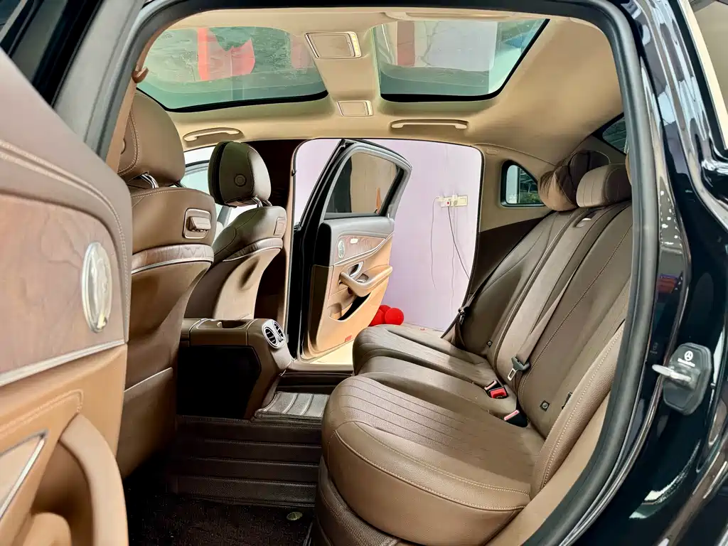 Mercedes-Benz Mercedes-Benz E-Class 2020 E 300 L Fashion Edition 2020 - thumbnail 11