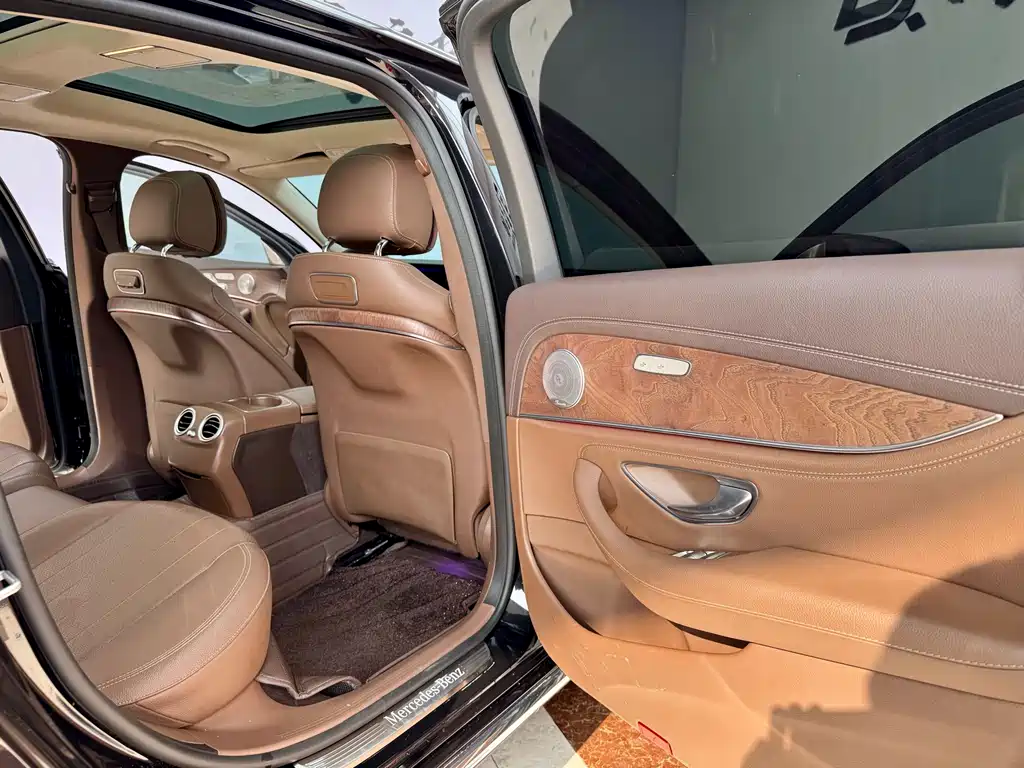 Mercedes-Benz Mercedes-Benz E-Class 2020 E 300 L Fashion Edition 2020 - thumbnail 13