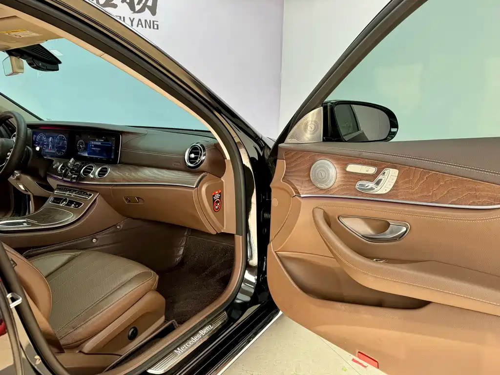 Mercedes-Benz Mercedes-Benz E-Class 2020 E 300 L Fashion Edition 2020 - thumbnail 15