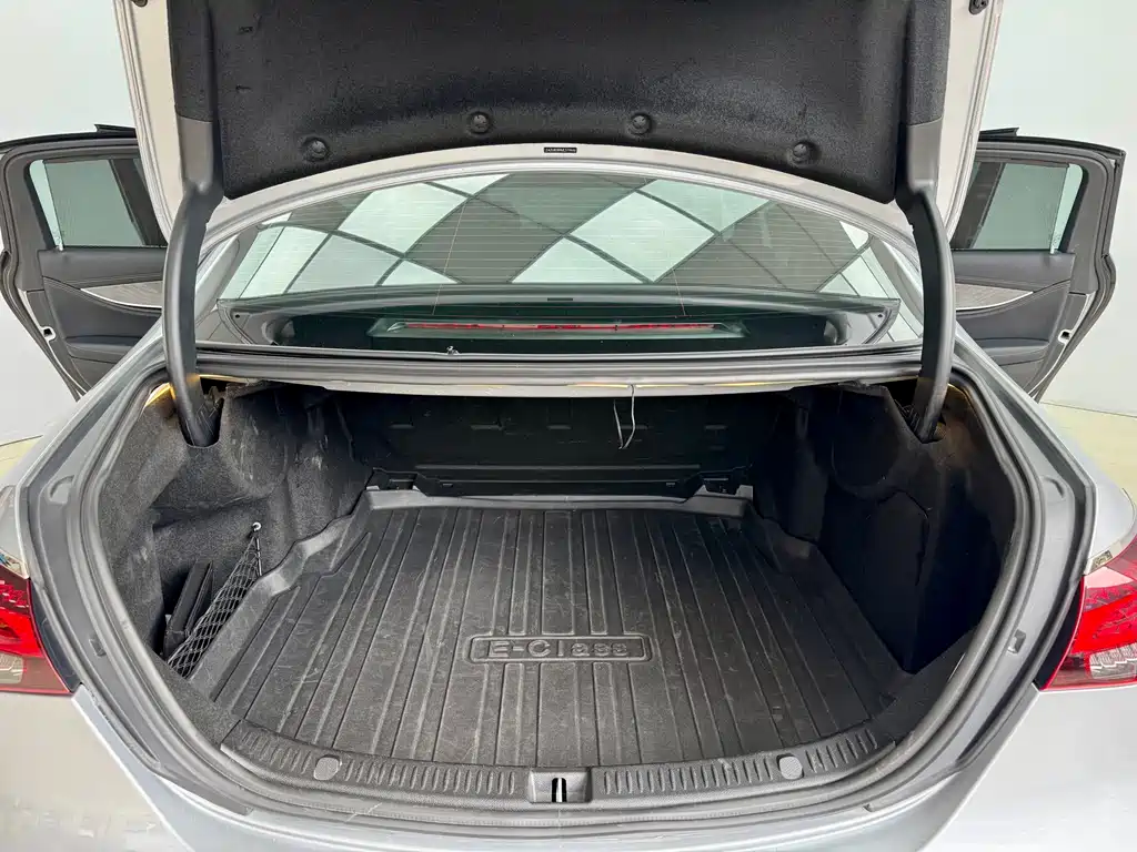 Mercedes-Benz Mercedes-Benz E-Class 2021 E 300 L Premium 2020 - thumbnail 25