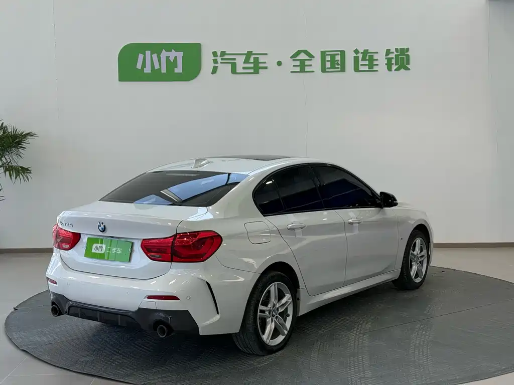 BMW BMW 1 Series 2022 120i M Sport Shadow Night Edition 2022 - thumbnail 6