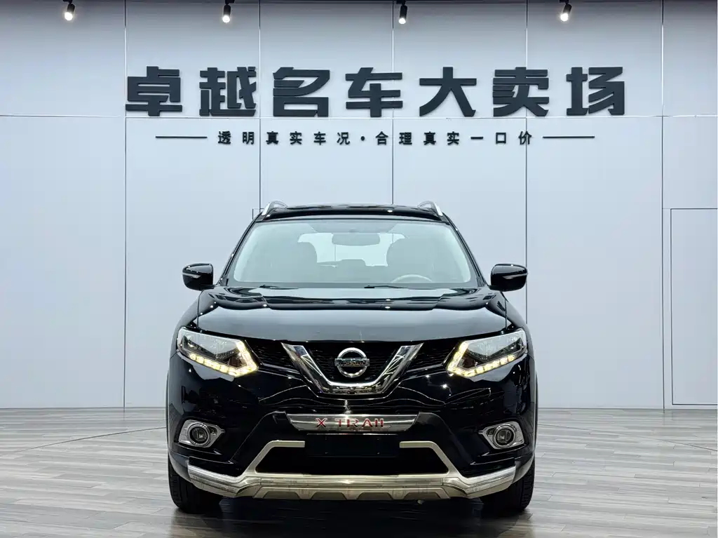 Nissan Nissan X-Trail 2015 2.5L CVT Premium MAX 4WD 2017 - thumbnail 2