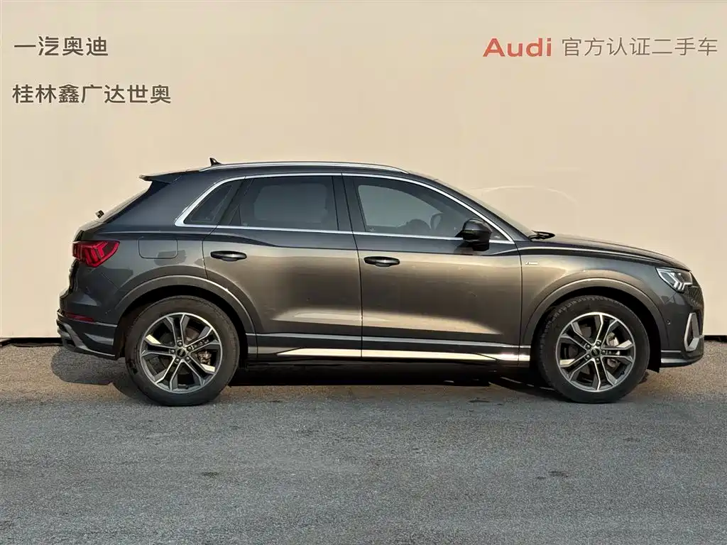 Audi Audi Q3 2023 40 TFSI Fashion Dynamic Edition 2023 - thumbnail 4