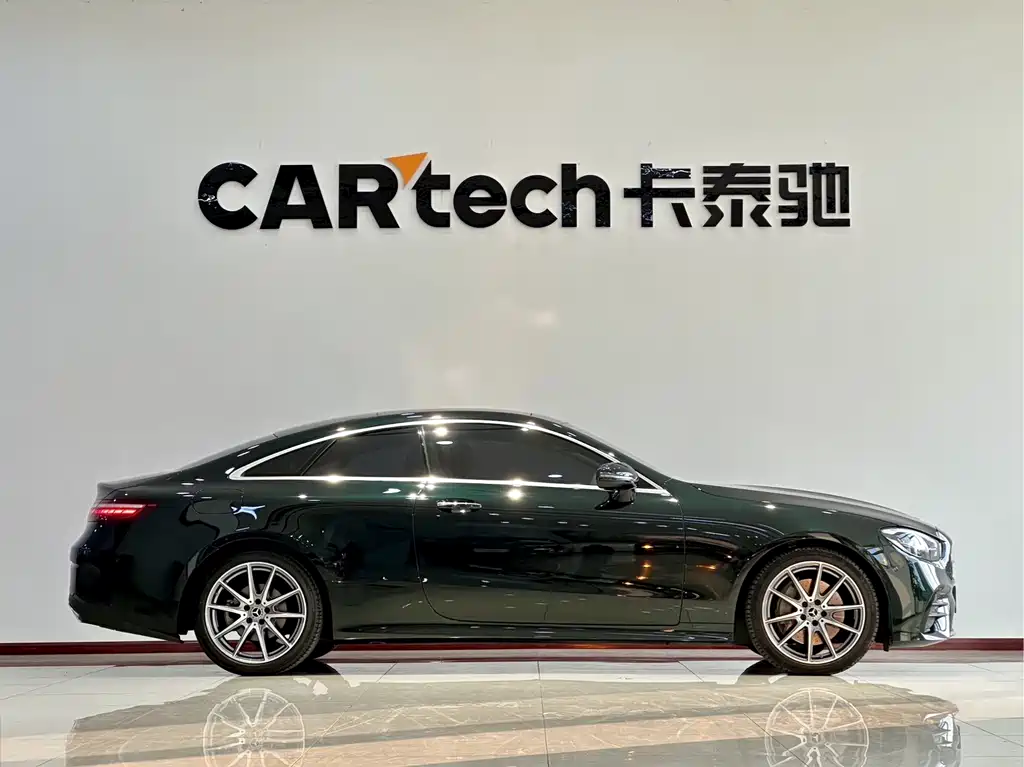 Mercedes-Benz Mercedes-Benz E-Class Coupe E 260 2023 Model 2023 - thumbnail 3
