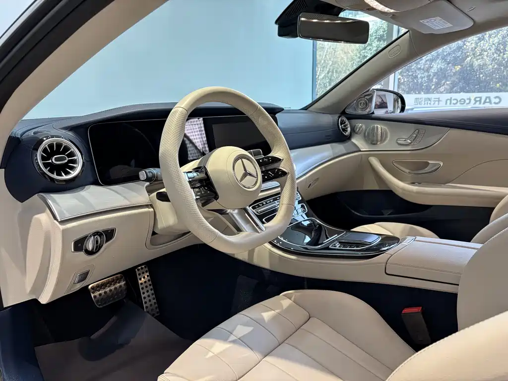 Mercedes-Benz Mercedes-Benz E-Class Coupe E 260 2023 Model 2023 - thumbnail 12
