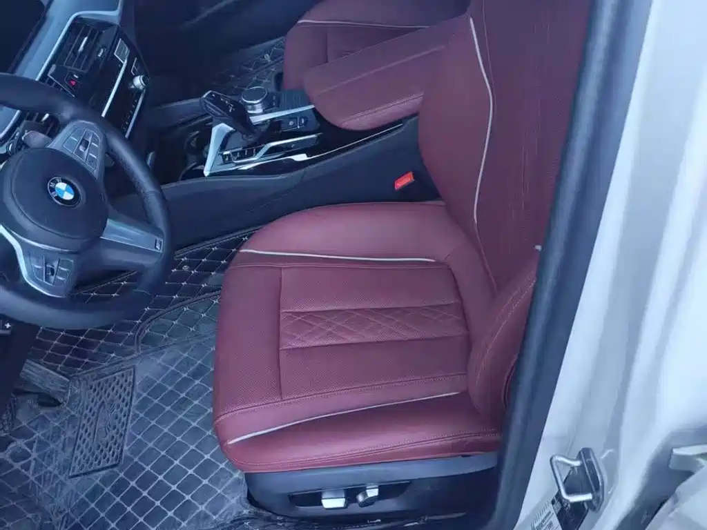 BMW BMW 5 Series 2023 Model Year Facelift 530Li Leading M Sport Package 2023 - thumbnail 2