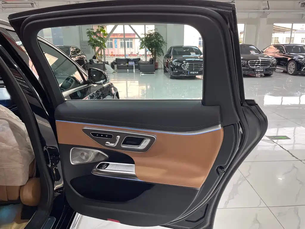 Mercedes-Benz Mercedes-Benz E-Class 2026 E 300 L Luxury Model 2026 - thumbnail 27
