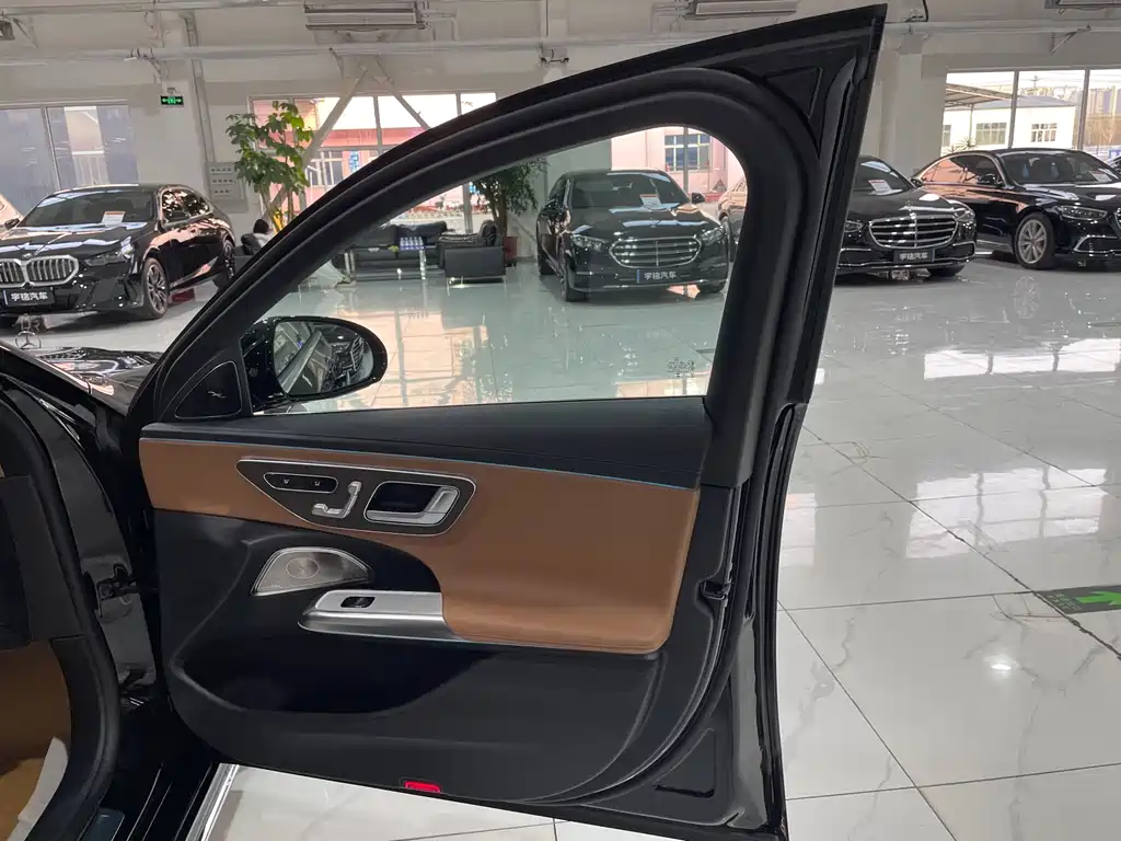 Mercedes-Benz Mercedes-Benz E-Class 2026 E 300 L Luxury Model 2026 - thumbnail 29