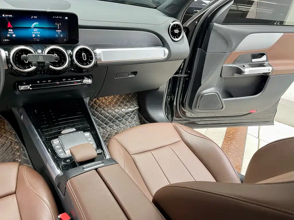 Mercedes-Benz Mercedes-Benz GLB 2022 Facelift GLB 200 Style 2022 - thumbnail 8