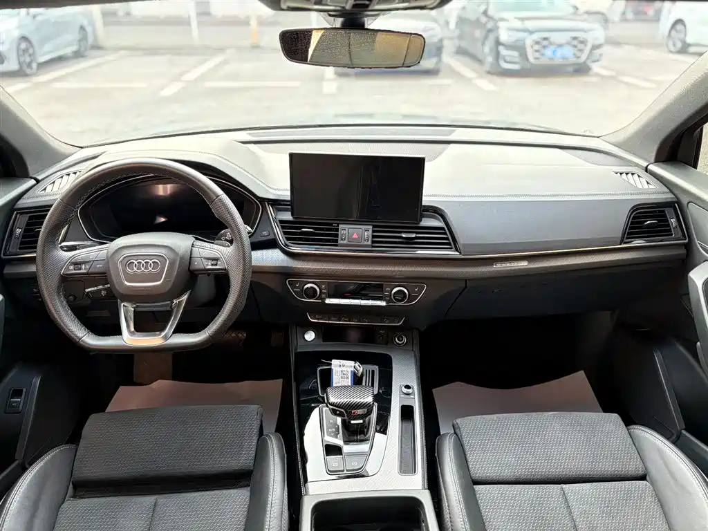 Audi Audi Q5L Sportback 2022 Facelift 40 TFSI Luxury Edition 2023 - thumbnail 10